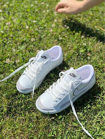 Nike Stranger Mini
