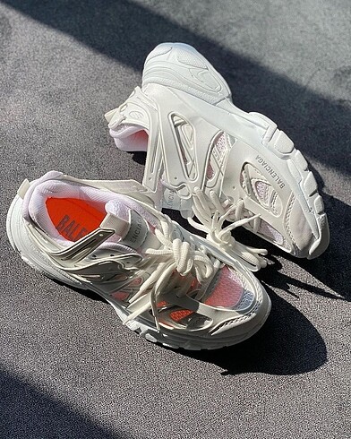 Balenciaga Track