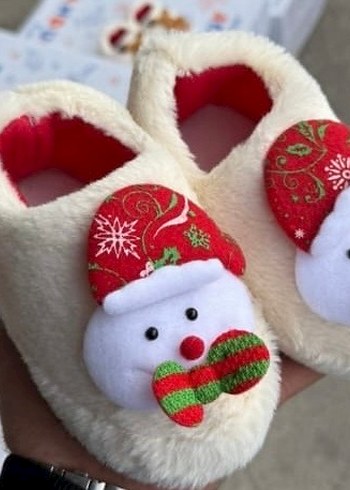 Kız Çocuk Beyaz Kürklü Geyik Desenli Terlik - Görsel 2