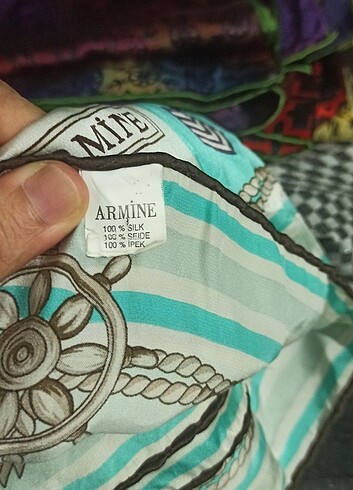 Beden Armine saf İpek eşarp