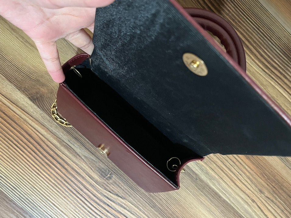 Bordo Zincir Detaylı Deri Kadın Çanta - Görsel 3