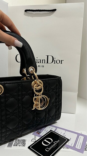 Dior CHRISTIAN DIOR