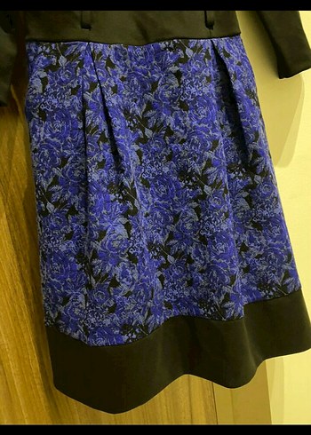 Düğmeli Yakalı Kısa Mavi Desenli Elbise - Görsel 5