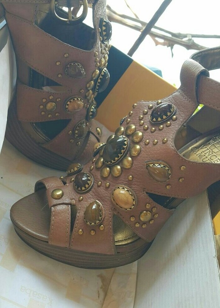 Vince Camuto marka şahane kalitede - Görsel 4