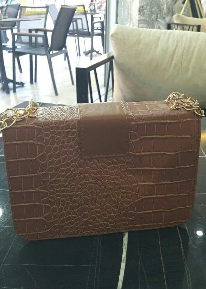 Zincir saplı şahane canta - Görsel 3