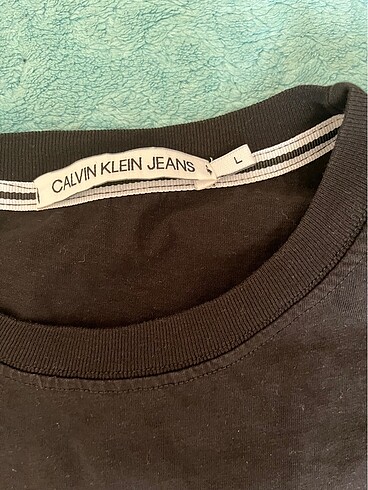 l Beden Calvin Klein Tshirt