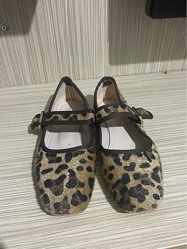 Leopar babet