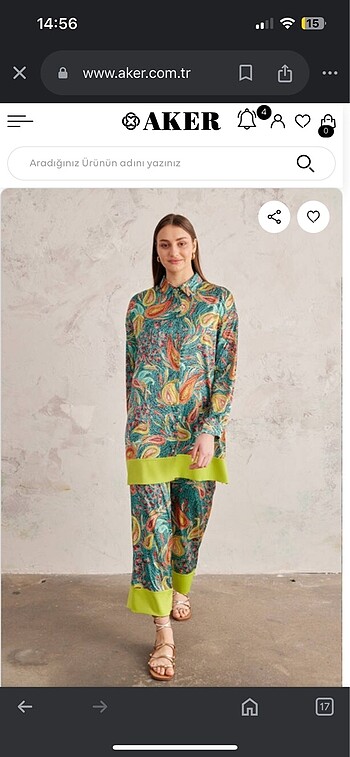 Aker Aker saten tunik