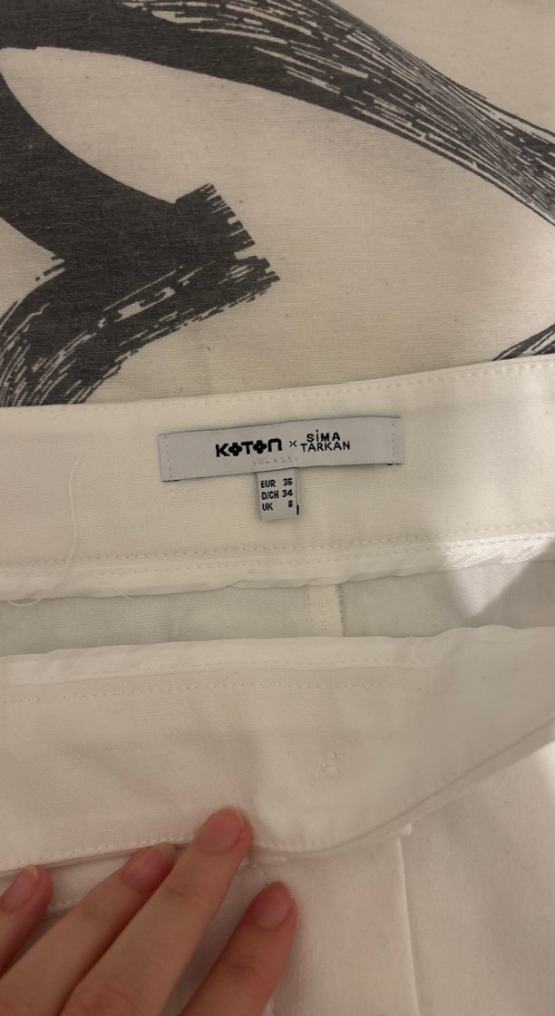 Koton Düğmeli Beyaz Mini Etek - Görsel 2