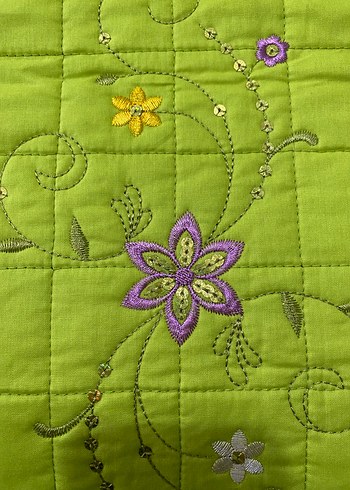 Nakışlı Renkli Yeşil Yatak Örtüsü - Görsel 6