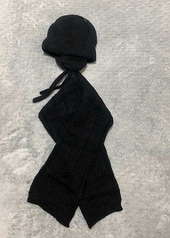 Siyah Örgü Çocuk Bere ve Atkı Takımı - Görsel 3