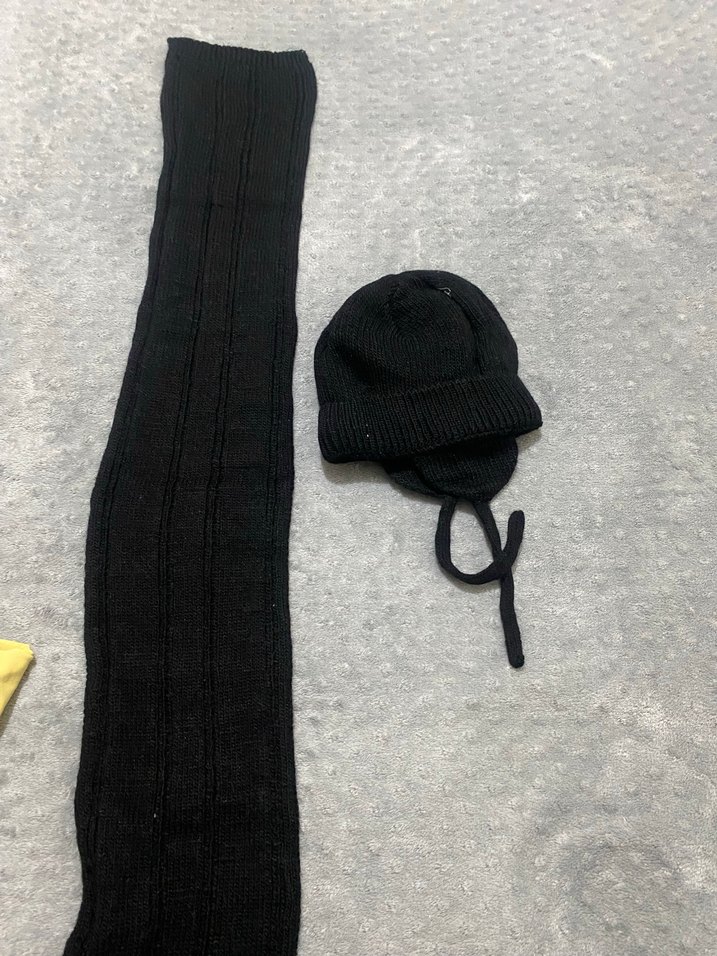 Siyah Örgü Çocuk Bere ve Atkı Takımı - Görsel 2