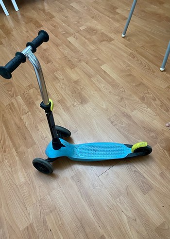 Mavi Çocuk Scooter'ı - Görsel 2