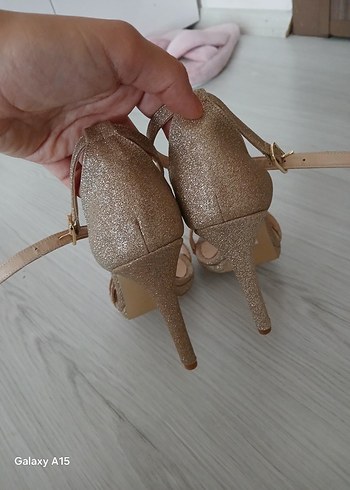 38 Beden Altın Rengi Simli Stiletto Topuklu Kadın Ayakkabı