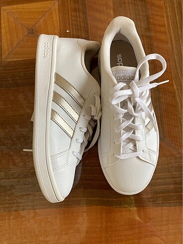 Adidas Adidas