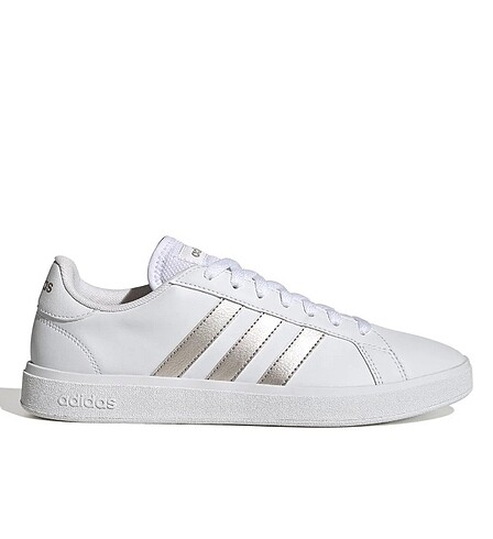 37 Beden beyaz Renk Adidas