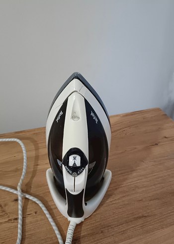 Tefal Buharlı Ütü Gri-Beyaz - Görsel 2