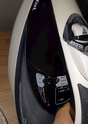 Tefal Buharlı Ütü Gri-Beyaz - Görsel 4