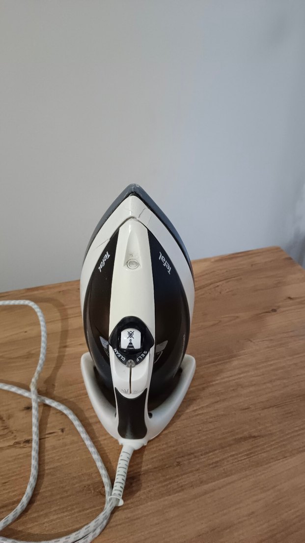 Tefal Buharlı Ütü Gri-Beyaz - Görsel 2