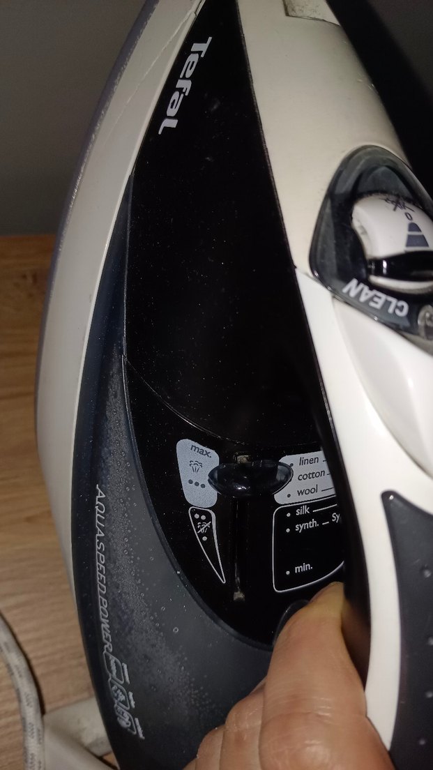 Tefal Buharlı Ütü Gri-Beyaz - Görsel 4