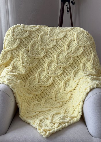 Sarı Örgü Çocuk Battaniyesi - Görsel 3