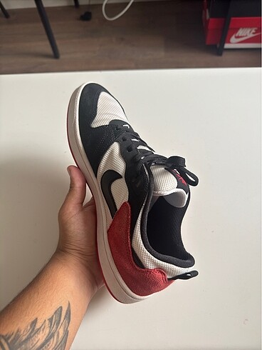 Nike Nike SB Alleyoop University Red