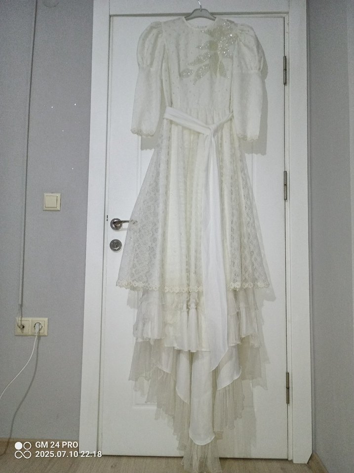 Beyaz dantelli boncuklu nikahelbisesi gelinlik Lbeden - Görsel 3