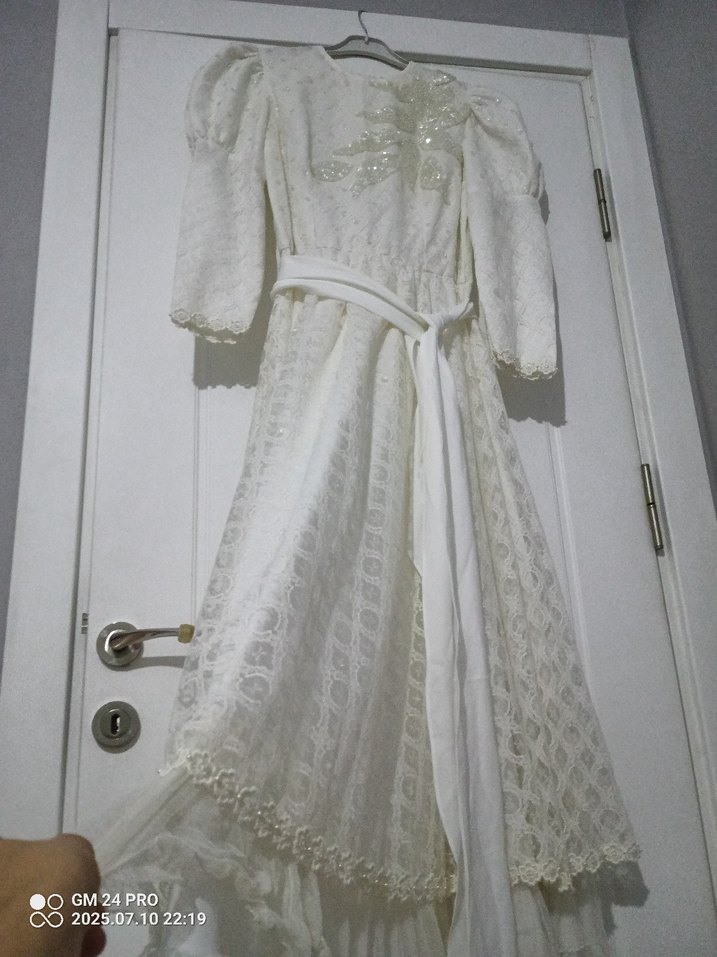 Beyaz dantelli boncuklu nikahelbisesi gelinlik Lbeden - Görsel 5
