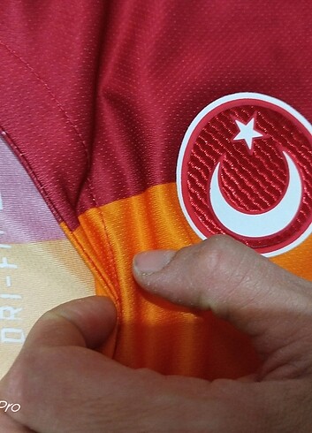 s Beden kırmızı Renk Galatasaray t-shirt forma S beden 