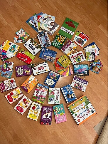 Tertemiz okul öncesinden başlayıp 9 yaşa kadar set kitaplar,masa