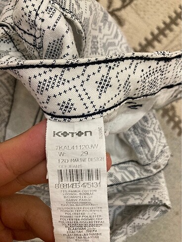 29 Beden beyaz Renk Koton jean