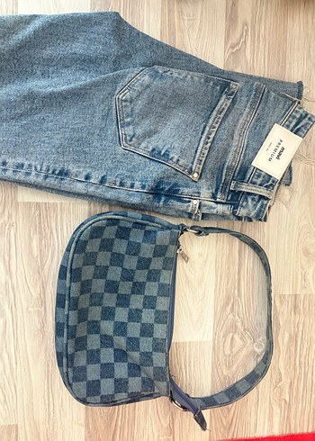 Mavi Jeans Gri Kareli Mini Canta Ve Mavi Denim Jean