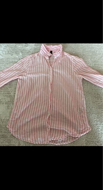pembe çizgili gömlek