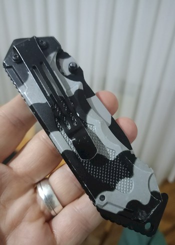 Gri Kamuflaj Desenli Katlanır Çakı - Görsel 2