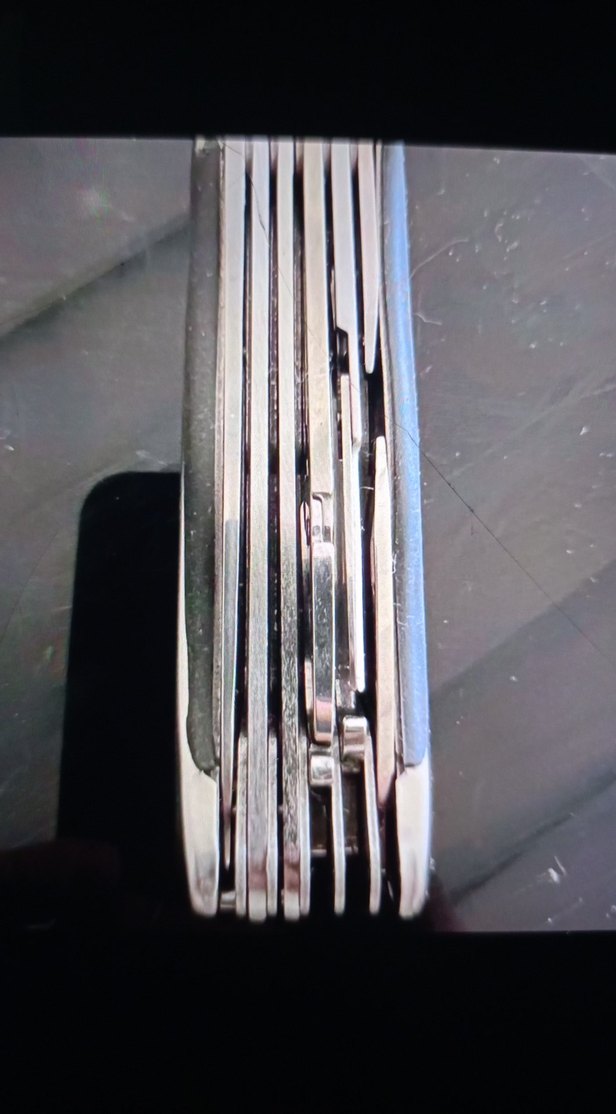 Gri Çok Fonksiyonlu Katlanır Çakı - Görsel 3