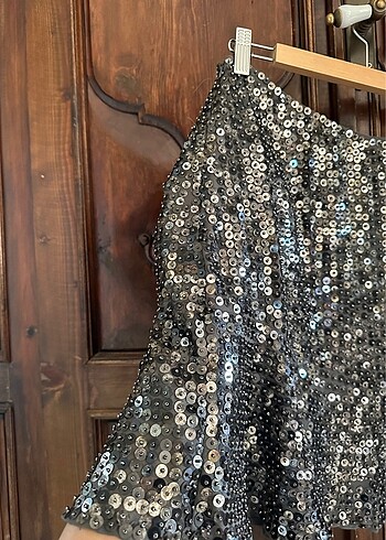 m Beden çeşitli Renk Zara pullu boncuklu kısa etek