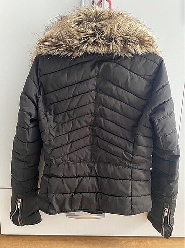 Bershka Şişme mont