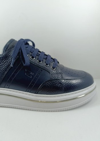 Hakiki Deri Lacivert Bağcıklı Erkek Günlük Spor Ayakkabı Casual - Görsel 4