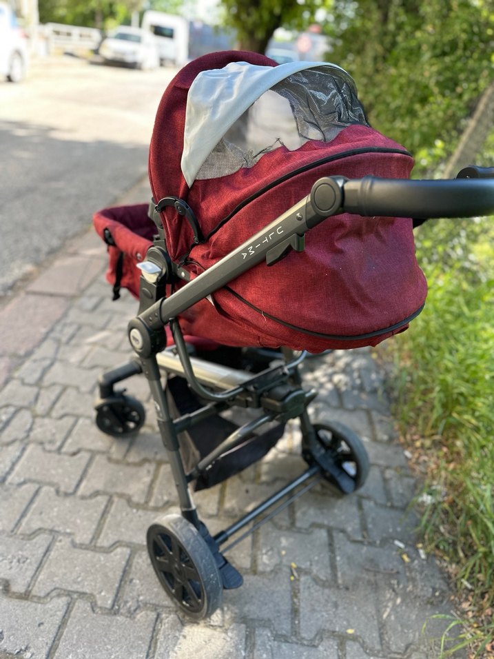 Bordo Bebek Arabası Gri Detaylı - Görsel 2