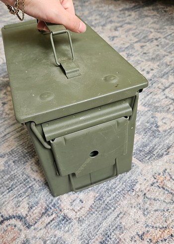 Kahverengi Metal Taşıma Kutusu/muhimmat sandigi - Görsel 3