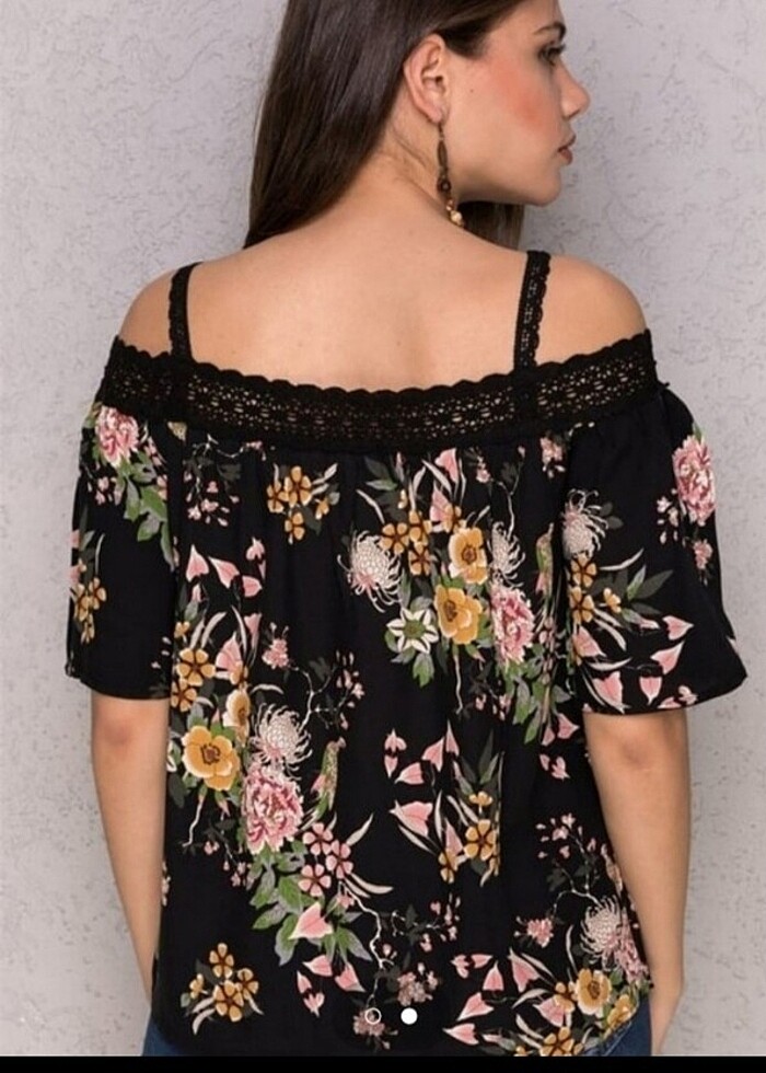 Çiçekli bluz - Görsel 2