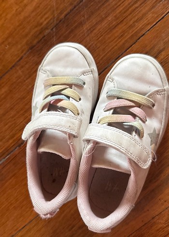 Kız Çocuk Beyaz Bağcıklı ve Cırt Cırtlı Spor Ayakkabı - Görsel 4