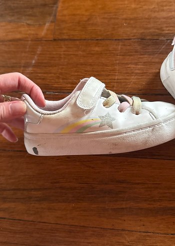 Kız Çocuk Beyaz Bağcıklı ve Cırt Cırtlı Spor Ayakkabı - Görsel 2