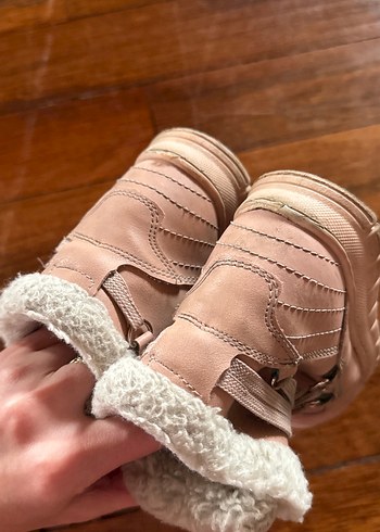 Bej Süet Kız Çocuk Botları - Görsel 3