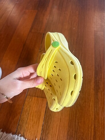 LC Waikiki Crocs