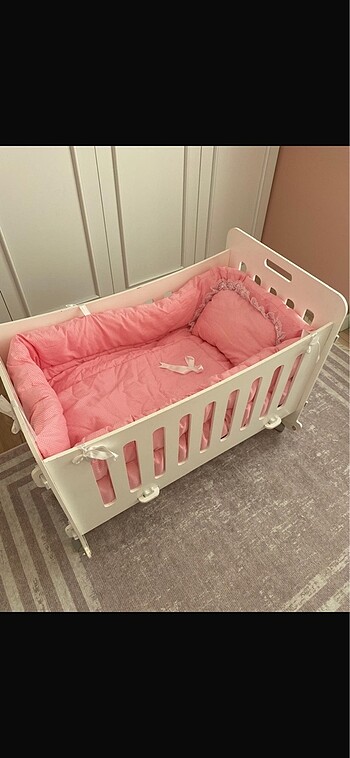 Sallanan beşik ve babynest fotoğraftakilerin hepsi dahil - Görsel 4