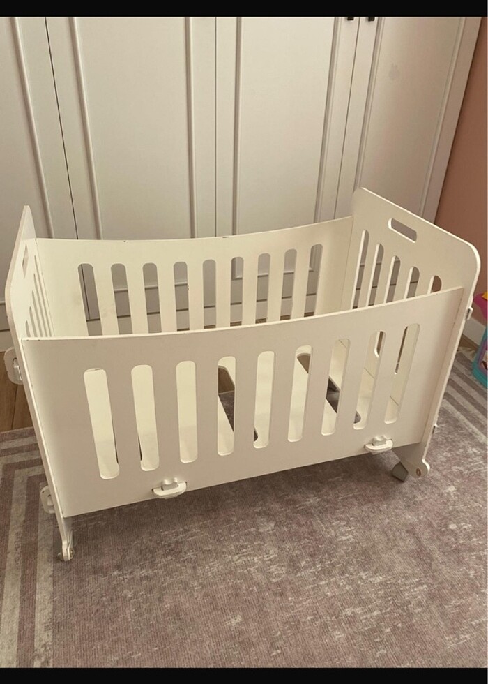 Sallanan beşik ve babynest fotoğraftakilerin hepsi dahil - Görsel 5