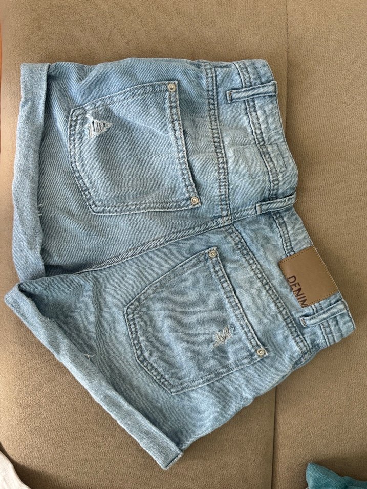 Düğmeli Mavi Kadın Denim Mini Şort - Görsel 5