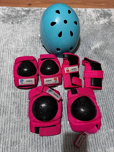Decathlon çocuk kaykay scooter dizlik kask seti