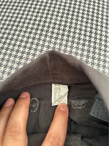 H&M Erkek çocuk pantolon 8/9 yaş